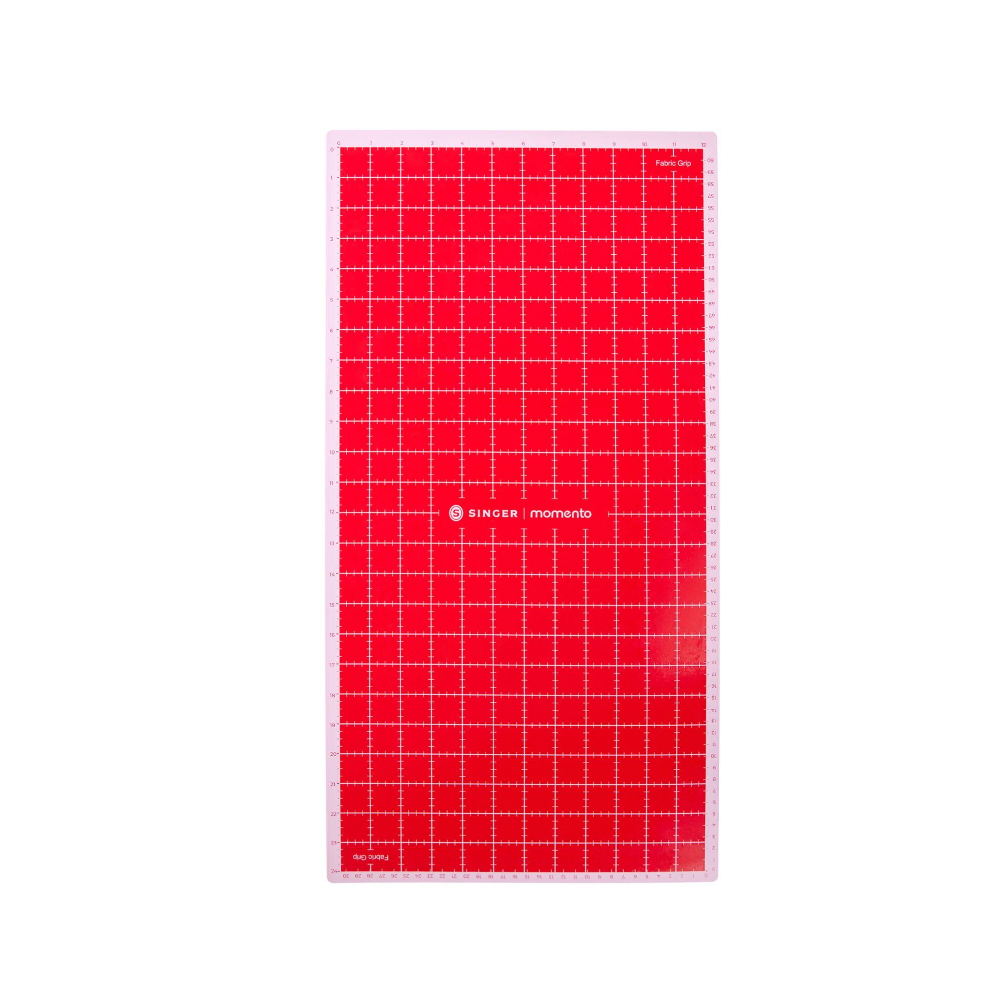 SINGER® MOMENTO™ 12" x 24" Fabric Grip Mat